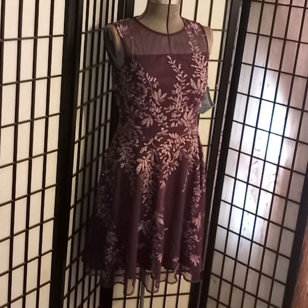 New J.TAYLOR DRESS